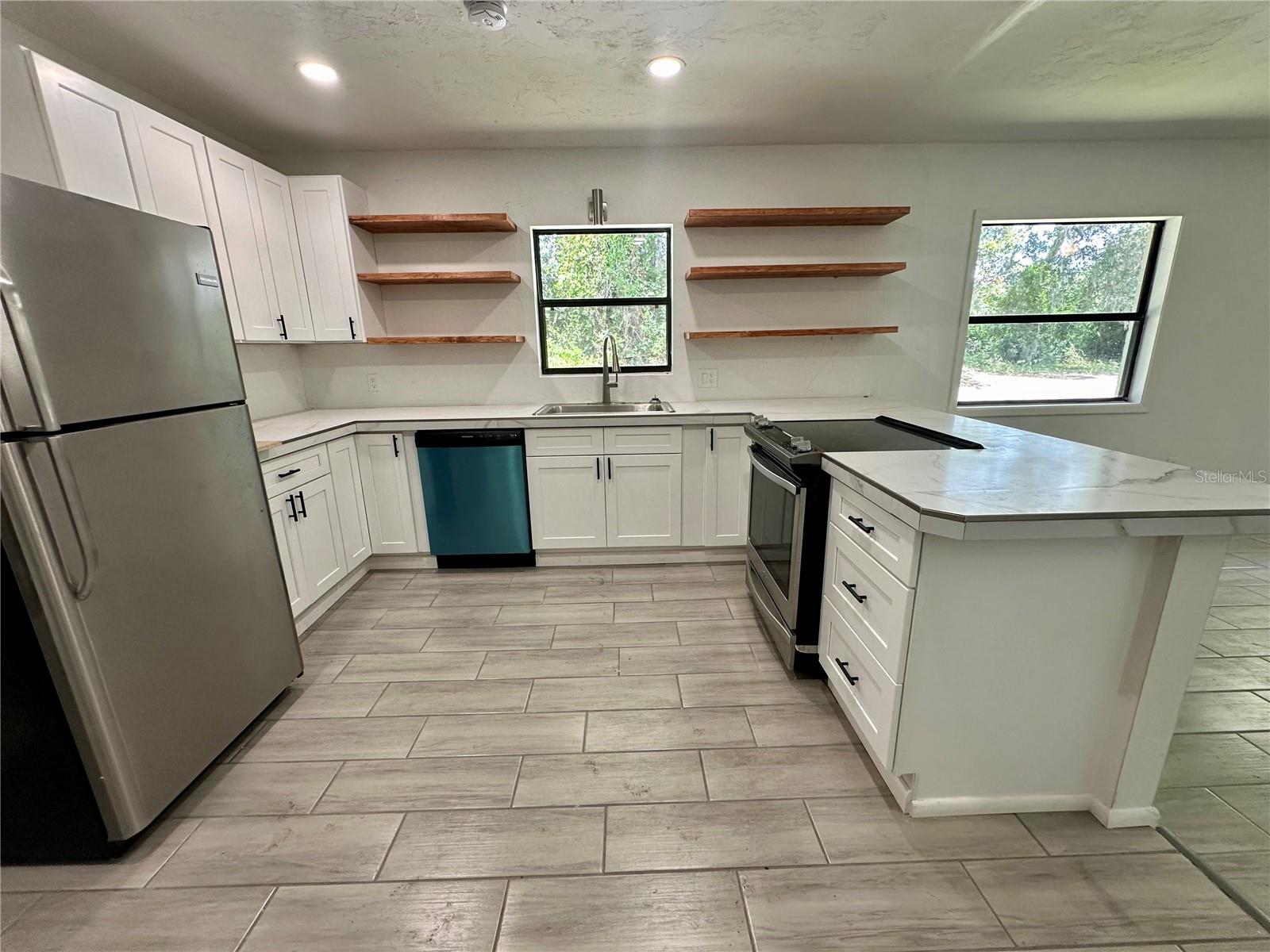 12104 NW US HIGHWAY 441, GAINESVILLE, FL, 32653