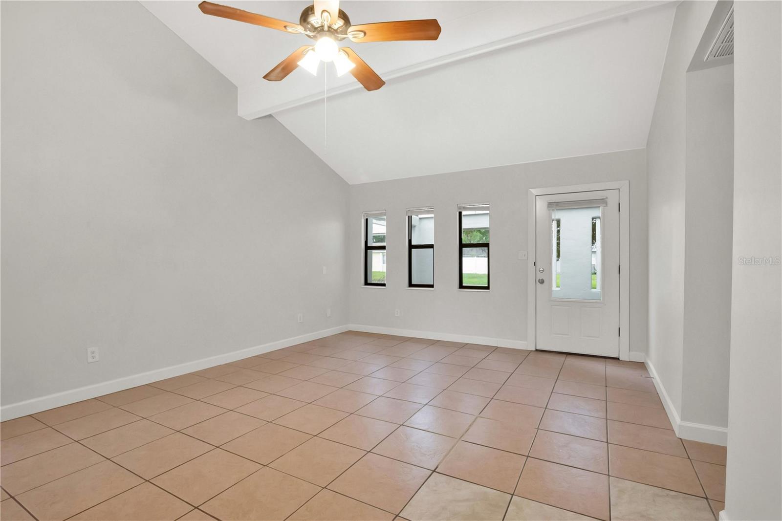299 VALENCIA AVE, KISSIMMEE, FL, 34743
