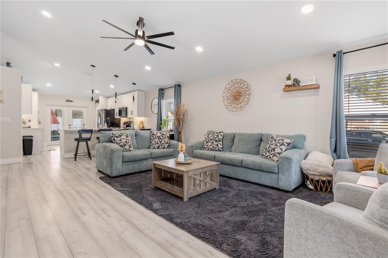 1633 WEKIVA CROSSING BLVD, APOPKA, FL, 32703