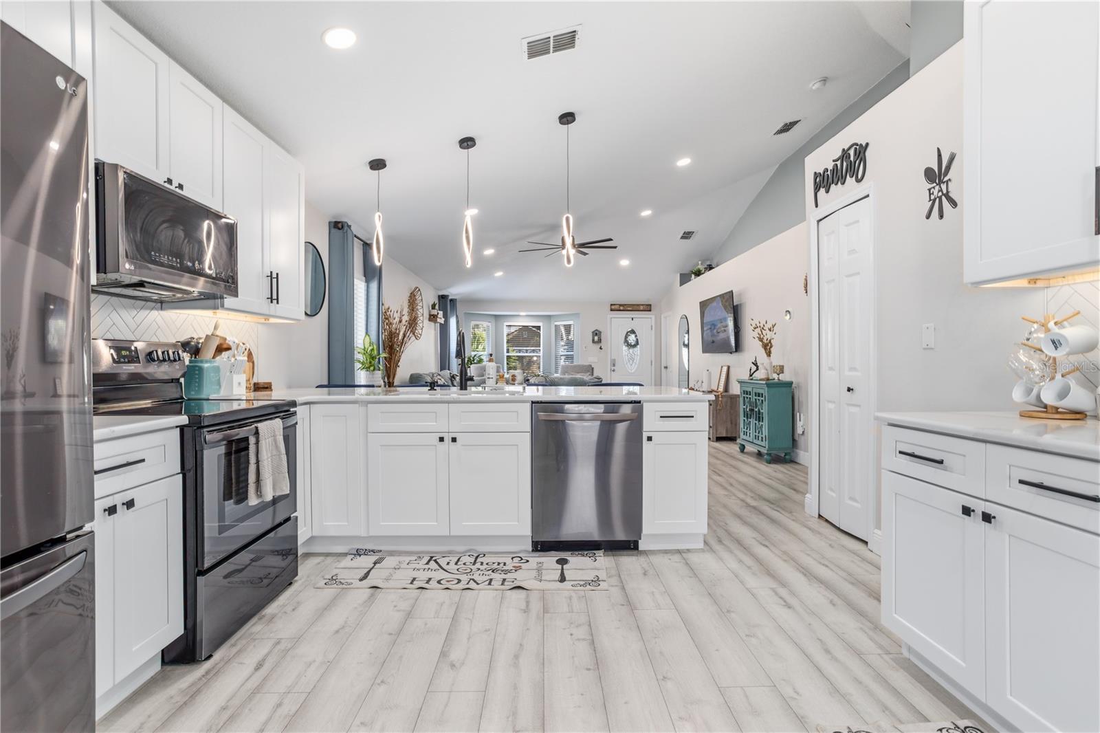 1633 WEKIVA CROSSING BLVD, APOPKA, FL, 32703