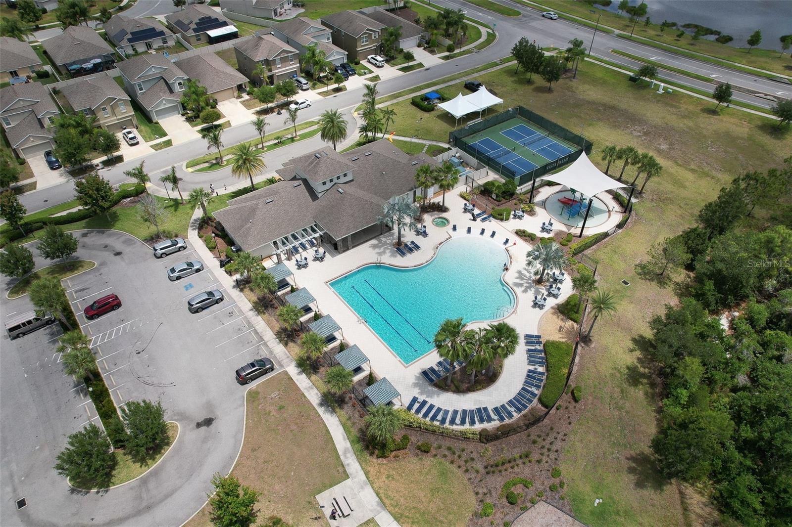 17334 WHITE MANGROVE DR, WIMAUMA, FL, 33598