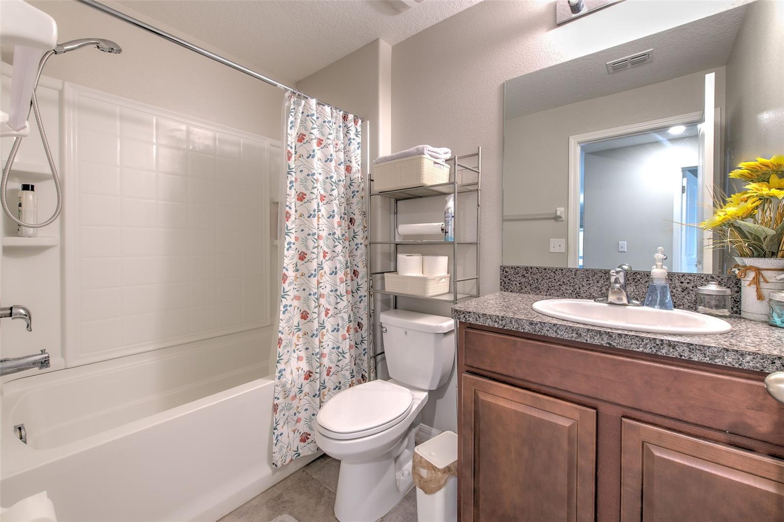 17334 WHITE MANGROVE DR, WIMAUMA, FL, 33598