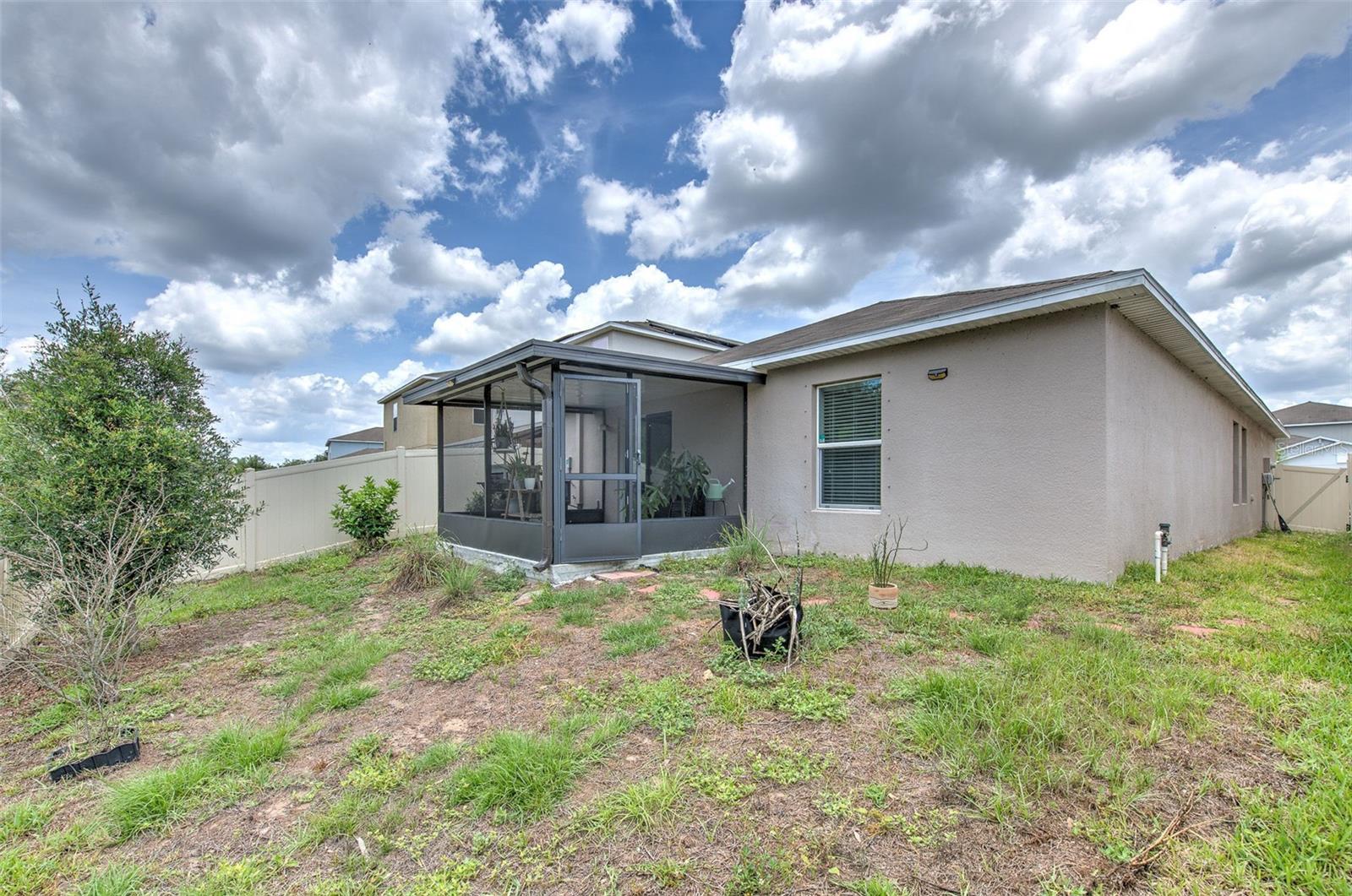 17334 WHITE MANGROVE DR, WIMAUMA, FL, 33598