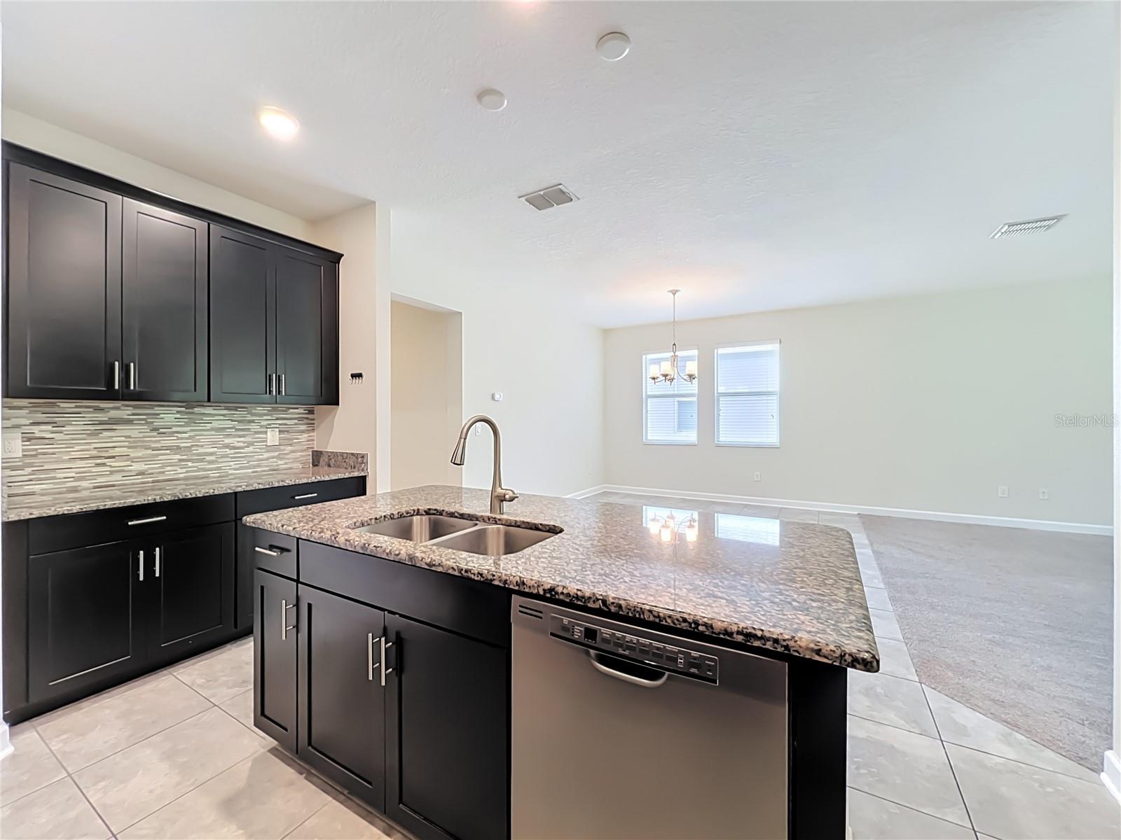 10066 LOVEGRASS LN, ORLANDO, FL, 32832