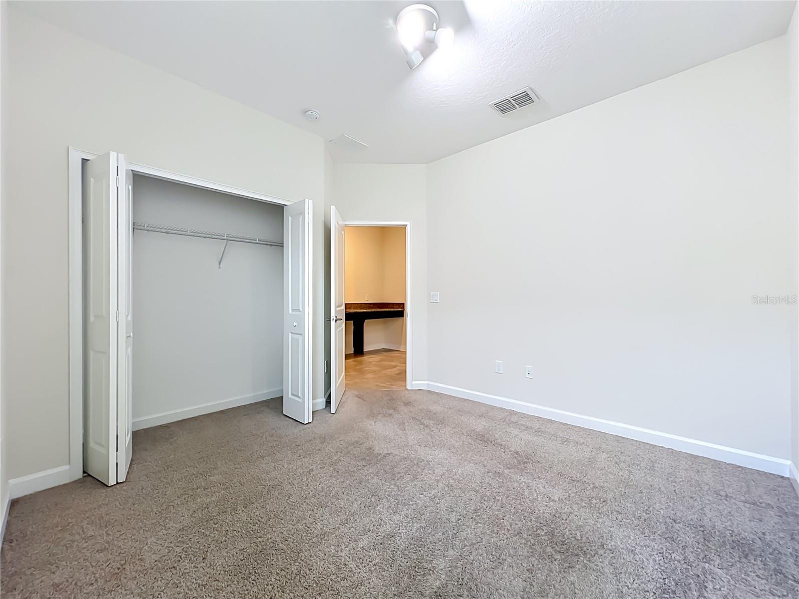 10066 LOVEGRASS LN, ORLANDO, FL, 32832