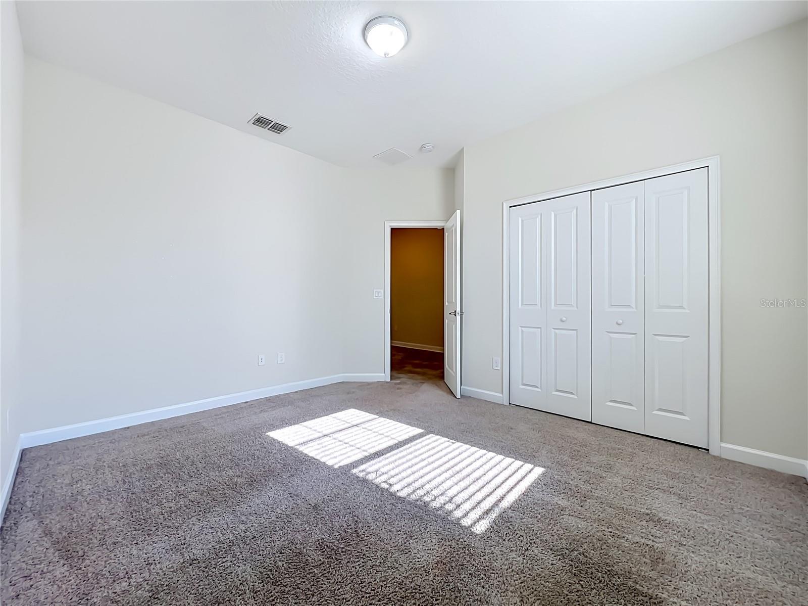 10066 LOVEGRASS LN, ORLANDO, FL, 32832