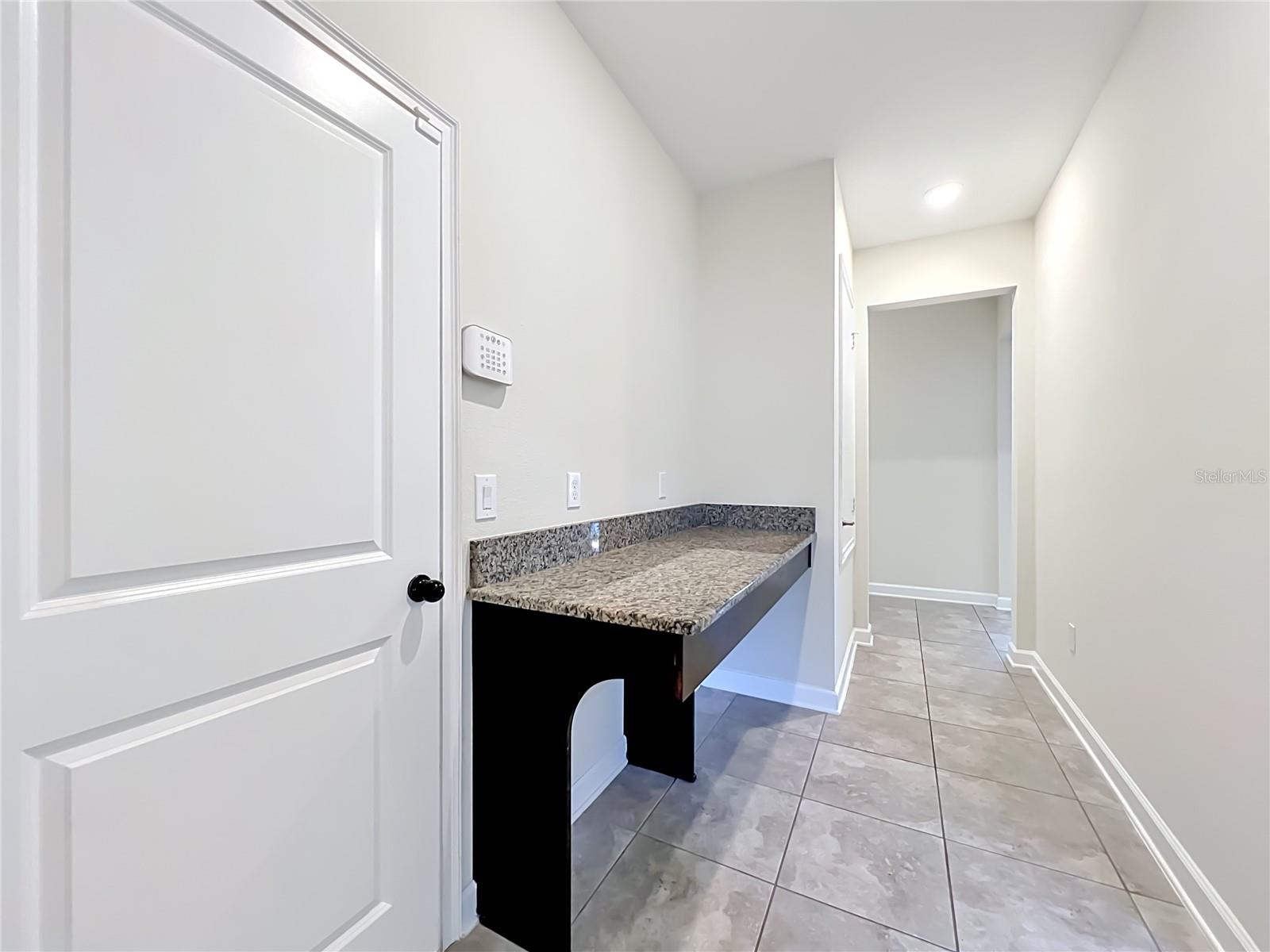 10066 LOVEGRASS LN, ORLANDO, FL, 32832