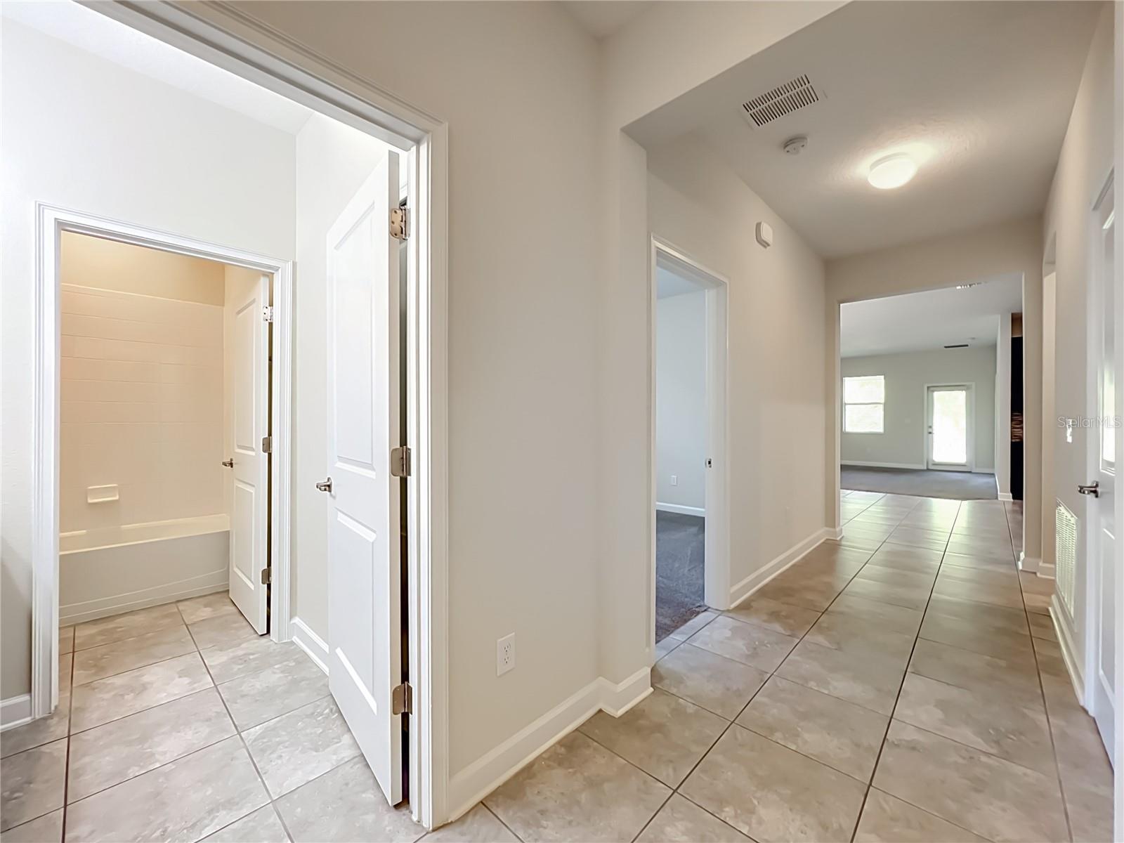 10066 LOVEGRASS LN, ORLANDO, FL, 32832