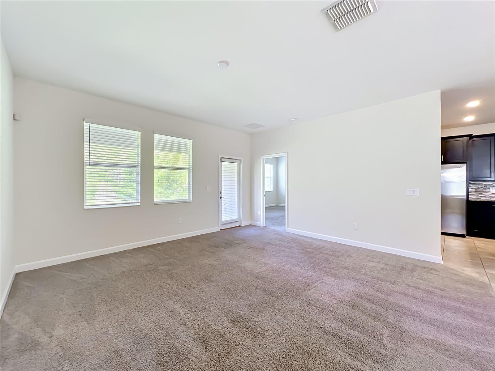 10066 LOVEGRASS LN, ORLANDO, FL, 32832