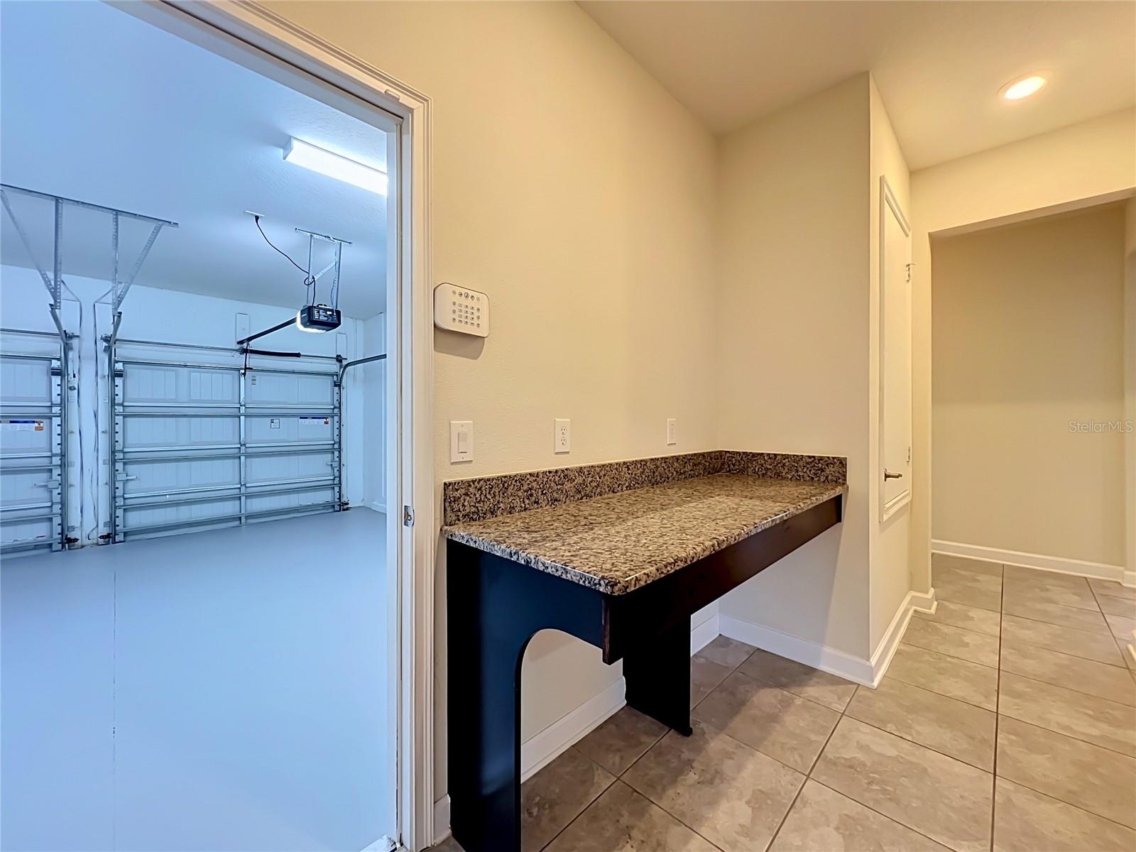 10066 LOVEGRASS LN, ORLANDO, FL, 32832