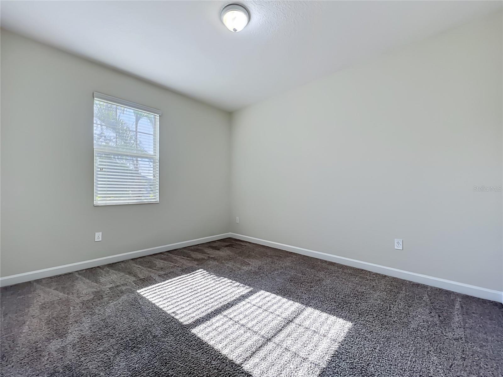 10066 LOVEGRASS LN, ORLANDO, FL, 32832