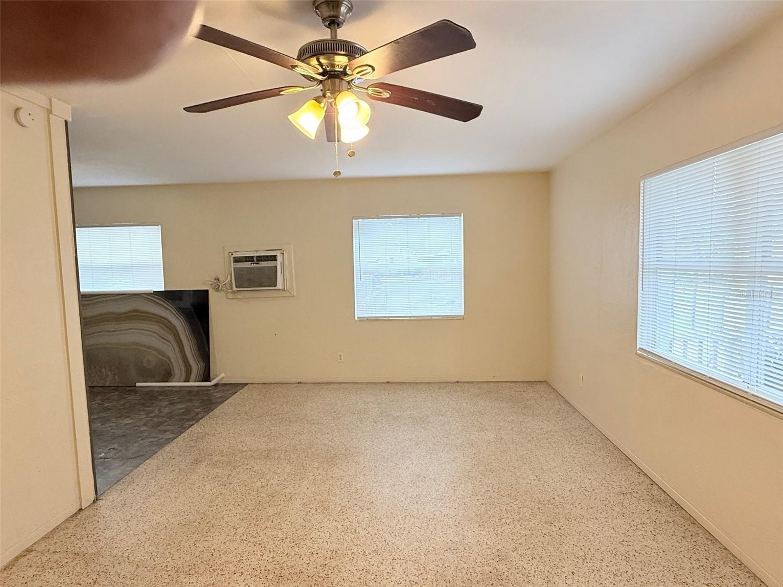 4819 HAINES RD N, ST PETERSBURG, FL, 33714