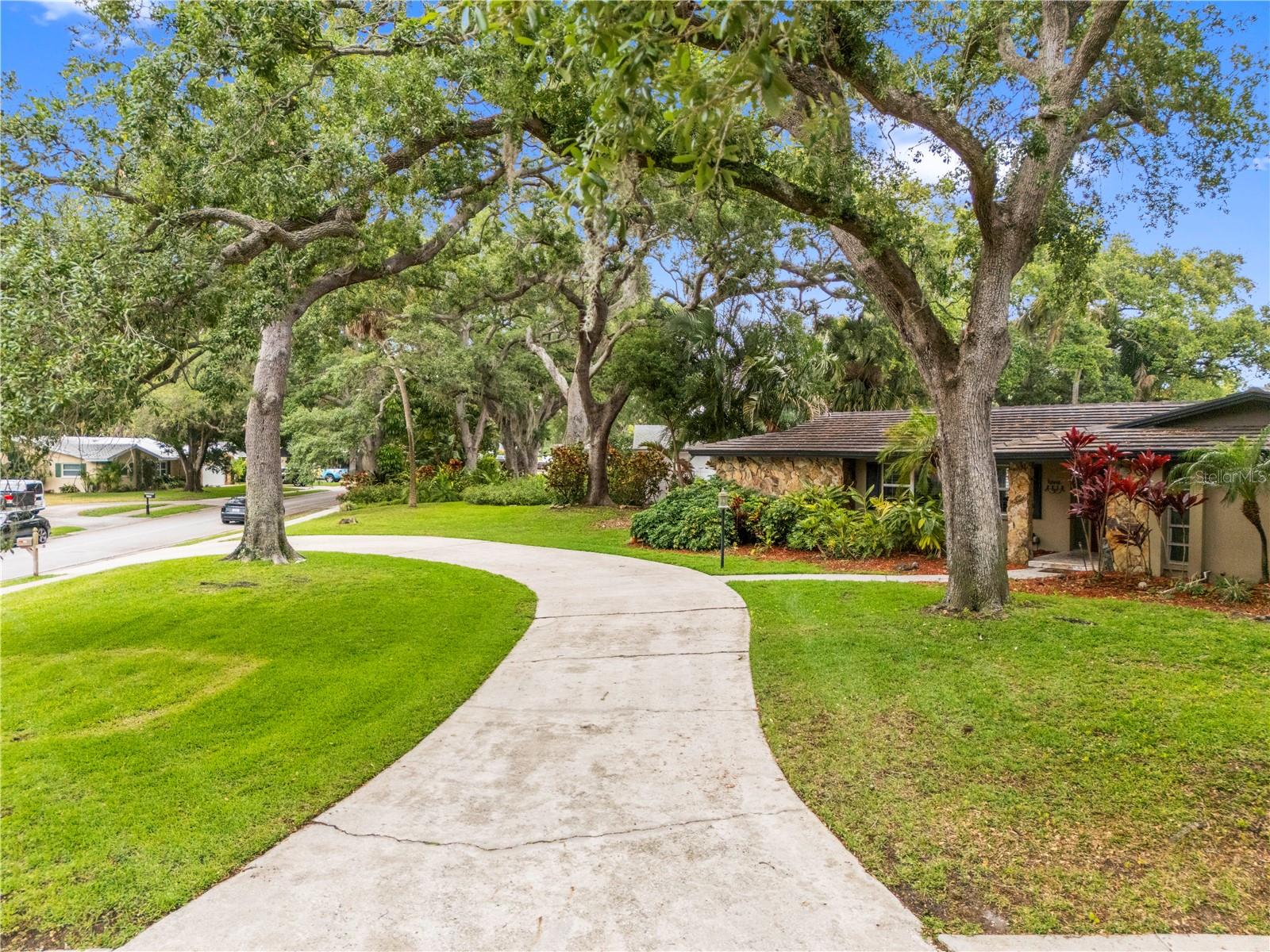2215 BUENA VISTA DR, CLEARWATER, FL, 33764
