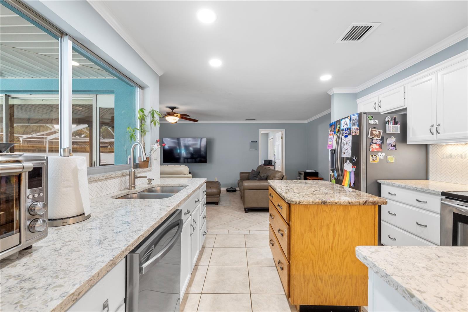 2215 BUENA VISTA DR, CLEARWATER, FL, 33764
