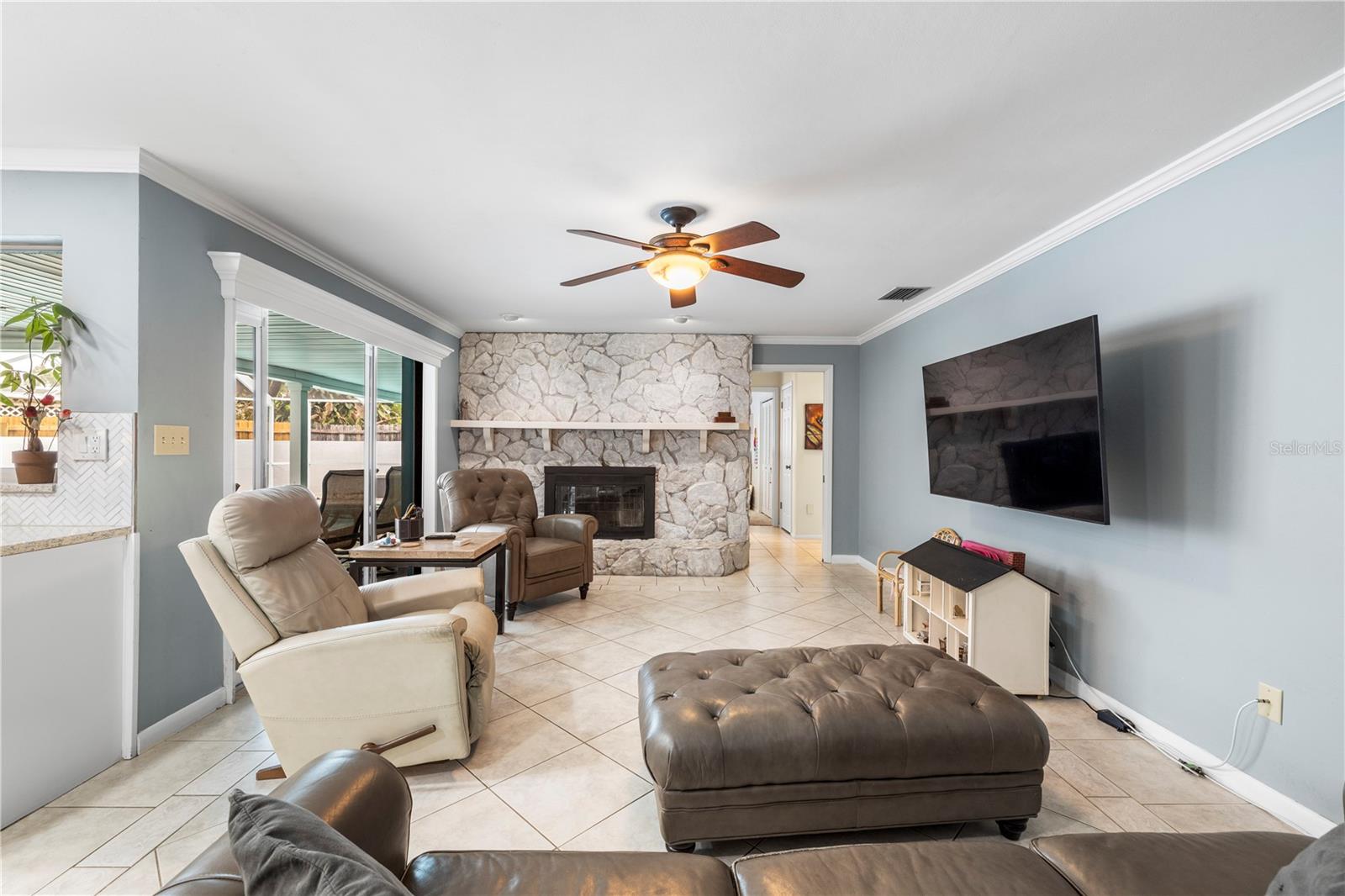 2215 BUENA VISTA DR, CLEARWATER, FL, 33764