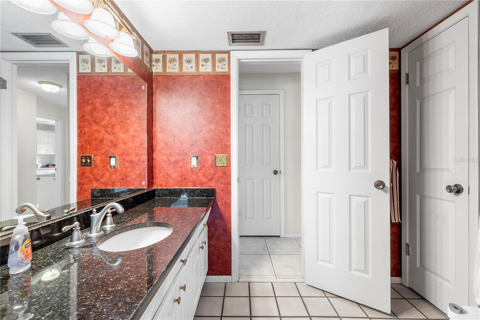 2215 BUENA VISTA DR, CLEARWATER, FL, 33764