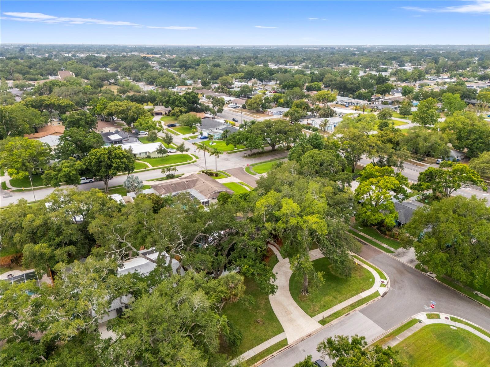 2215 BUENA VISTA DR, CLEARWATER, FL, 33764