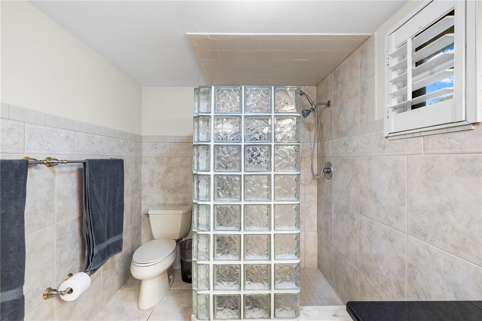 2215 BUENA VISTA DR, CLEARWATER, FL, 33764