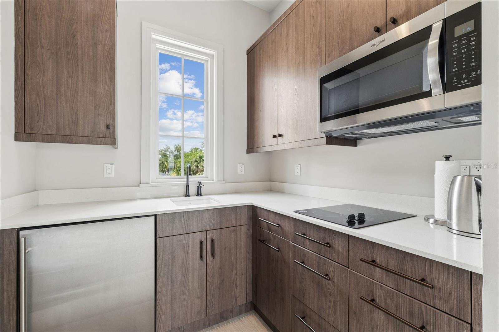 9236 BAY POINT DR, ORLANDO, FL, 32819
