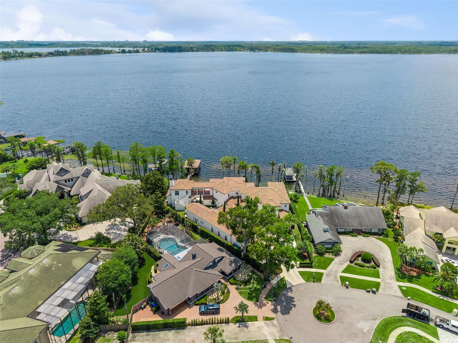 9236 BAY POINT DR, ORLANDO, FL, 32819