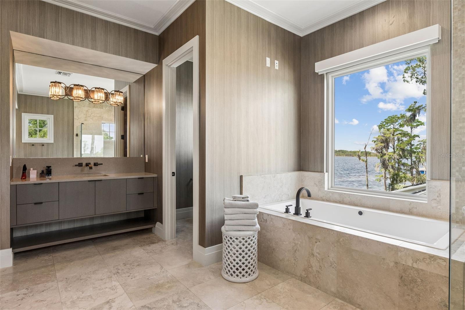 9236 BAY POINT DR, ORLANDO, FL, 32819