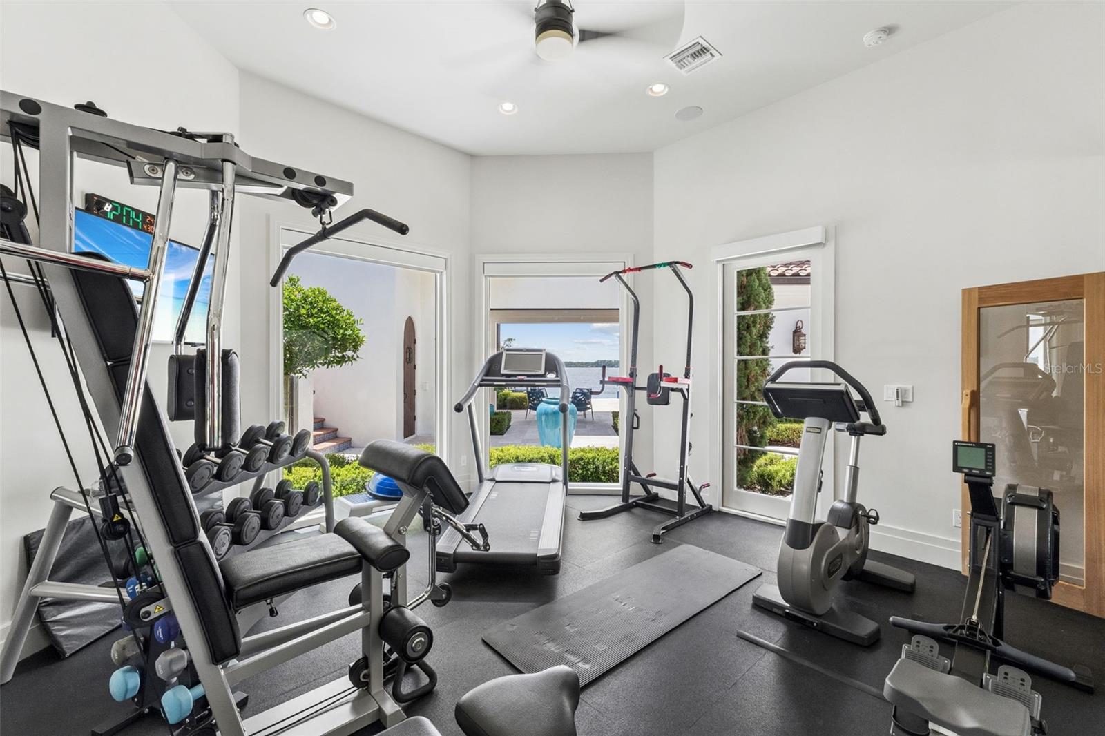 9236 BAY POINT DR, ORLANDO, FL, 32819