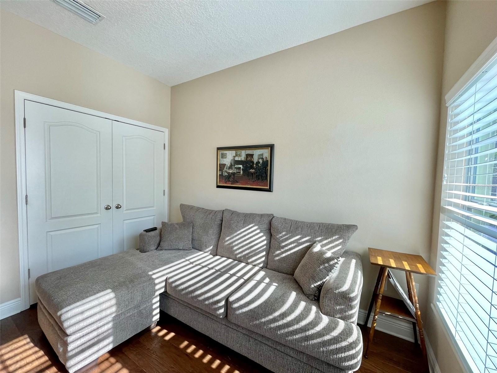 7215 S SHAMROCK RD, TAMPA, FL, 33616