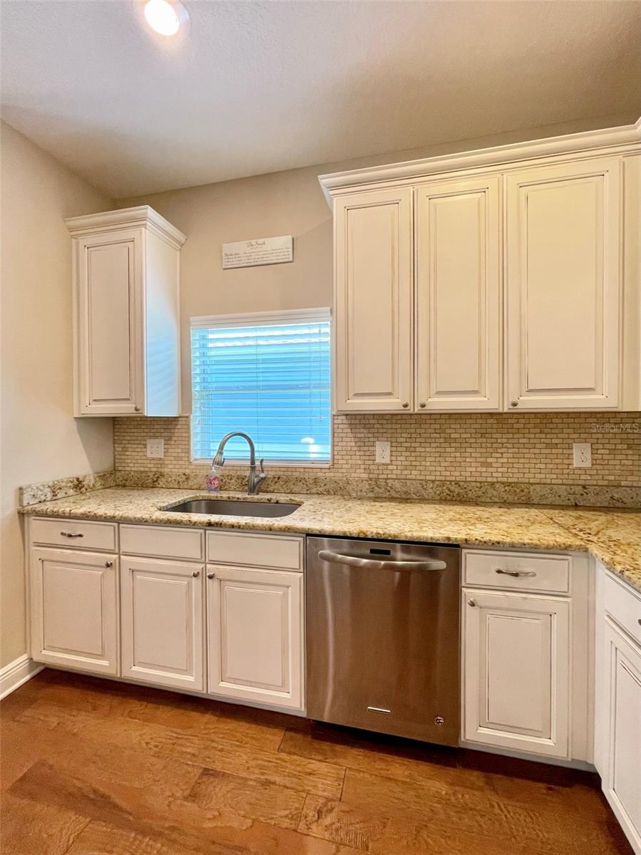 7215 S SHAMROCK RD, TAMPA, FL, 33616