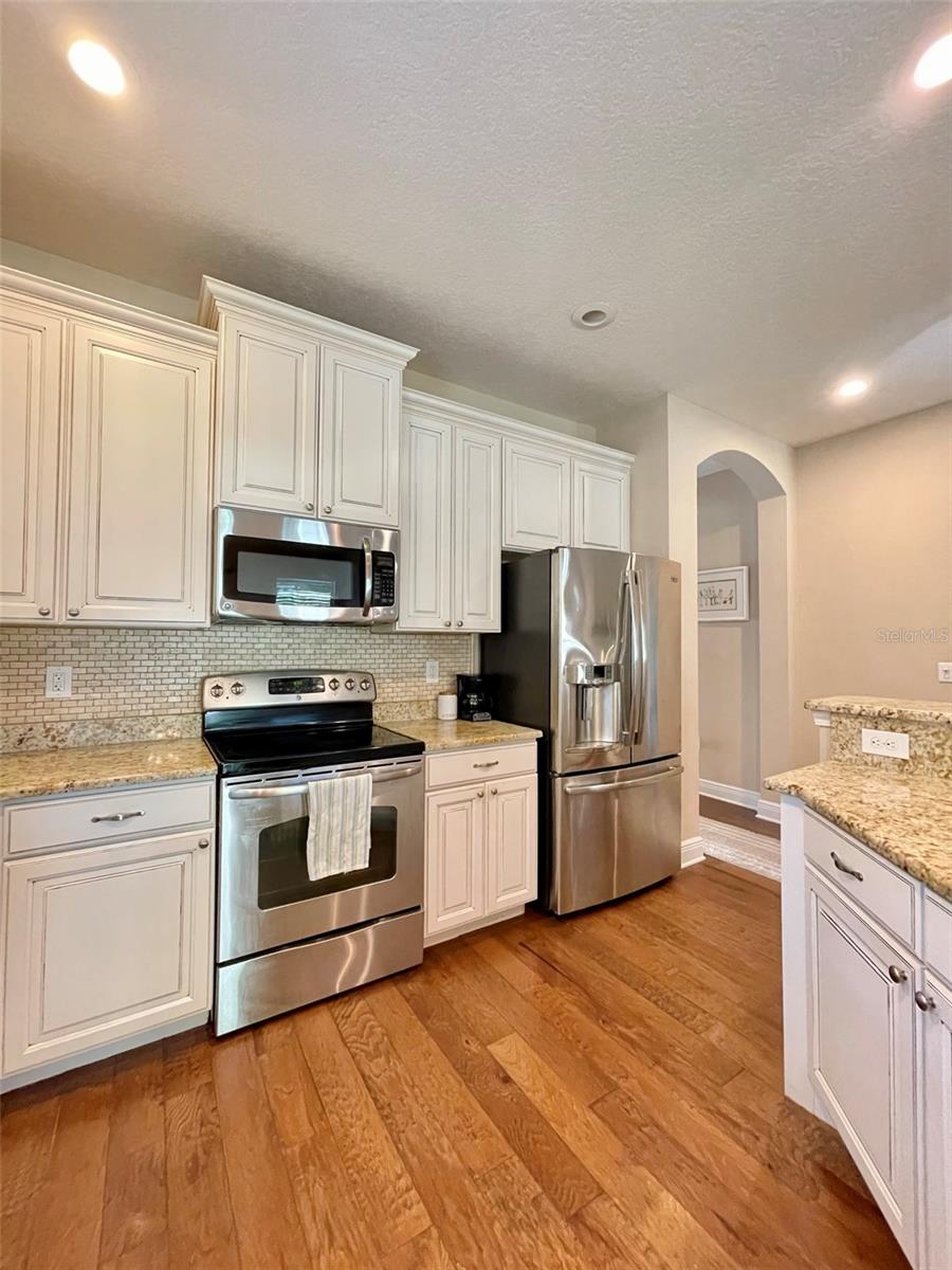 7215 S SHAMROCK RD, TAMPA, FL, 33616