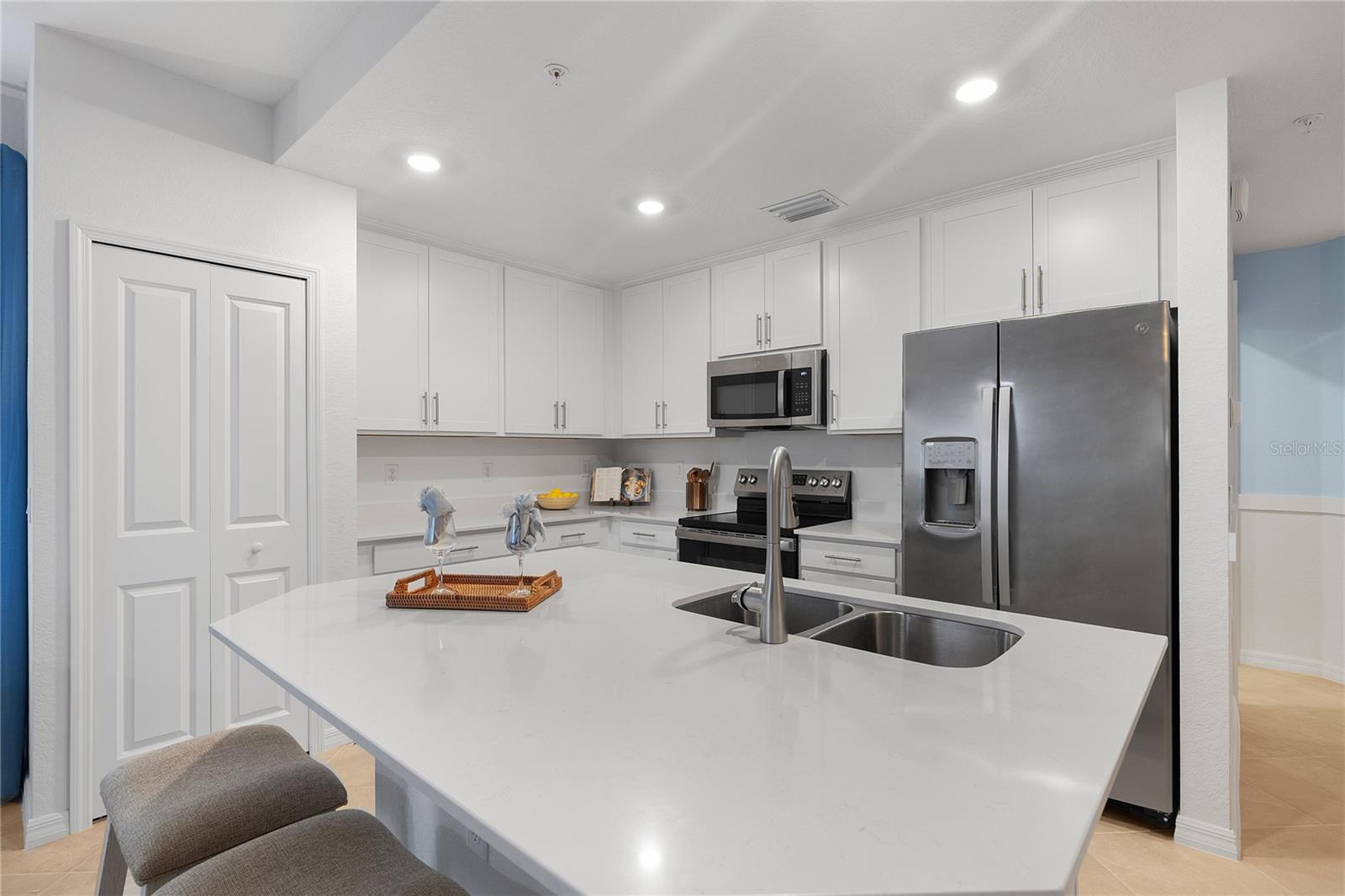 17630 OPAL SAND DR #108, VENICE, FL, 34293