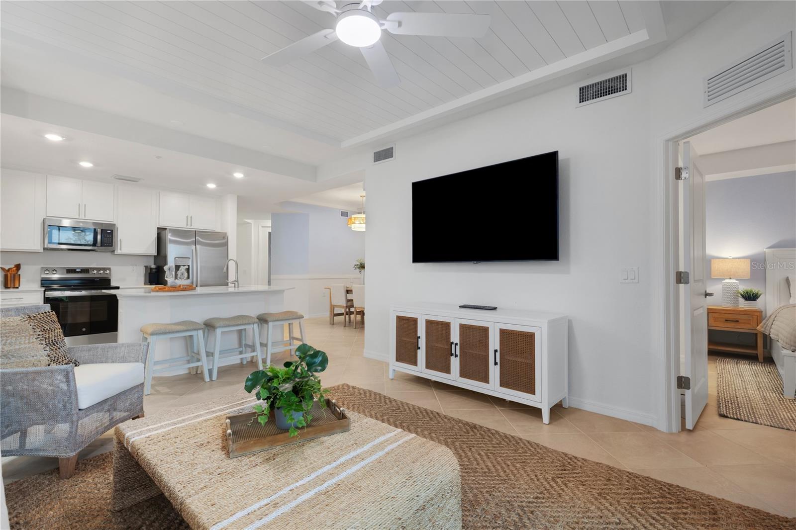 17630 OPAL SAND DR #108, VENICE, FL, 34293