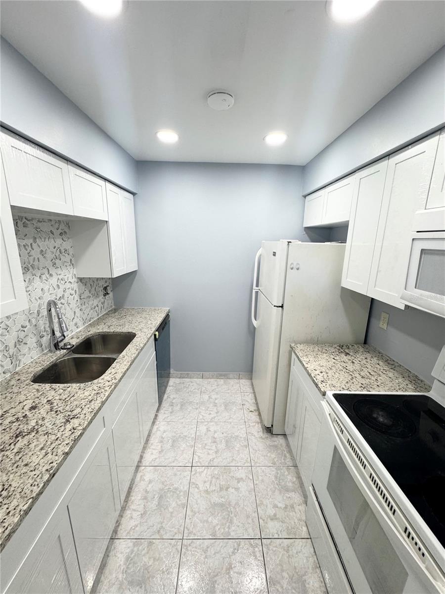 4882 S SEMORAN BLVD #1408, ORLANDO, FL, 32822