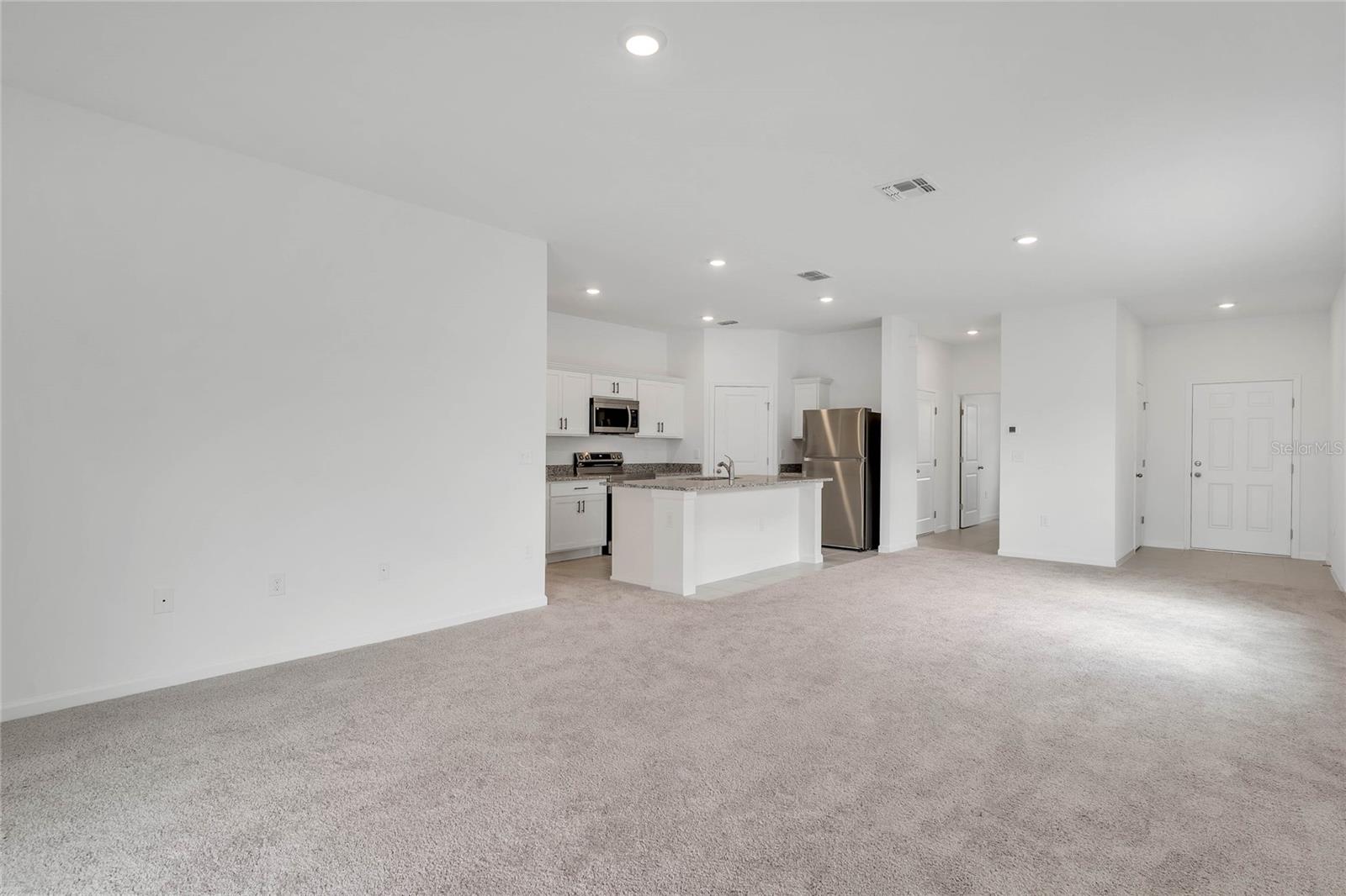 1877 SIERRA SUN WAY, MINNEOLA, FL, 34755