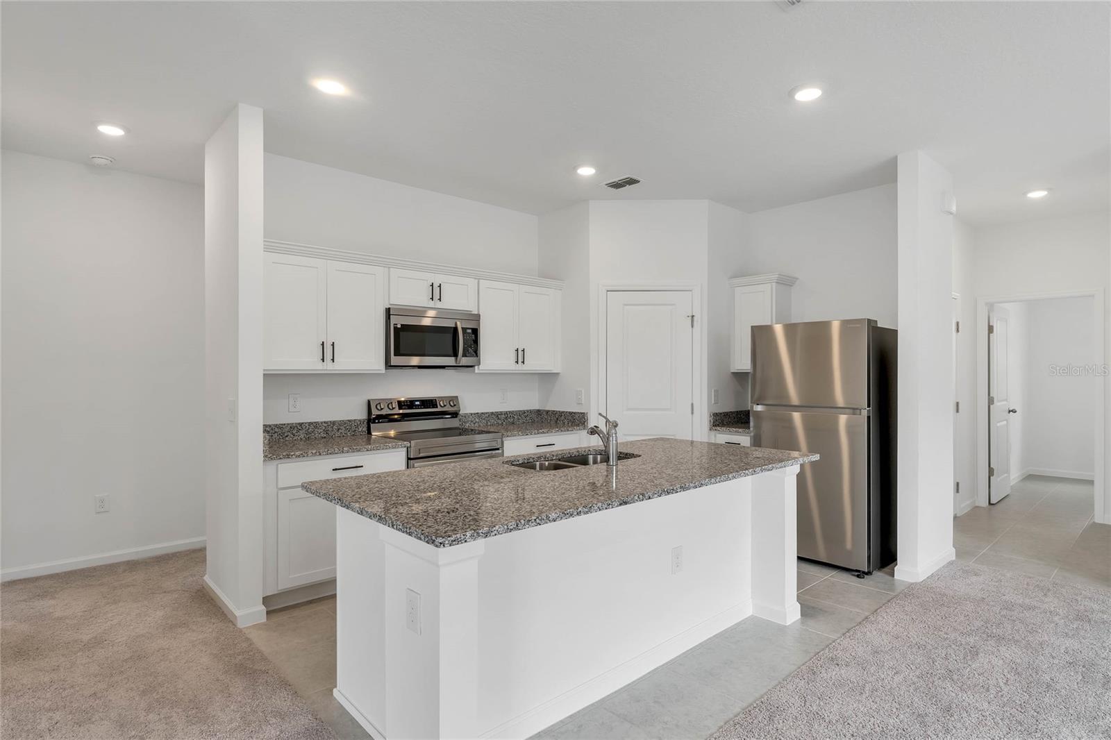 1877 SIERRA SUN WAY, MINNEOLA, FL, 34755