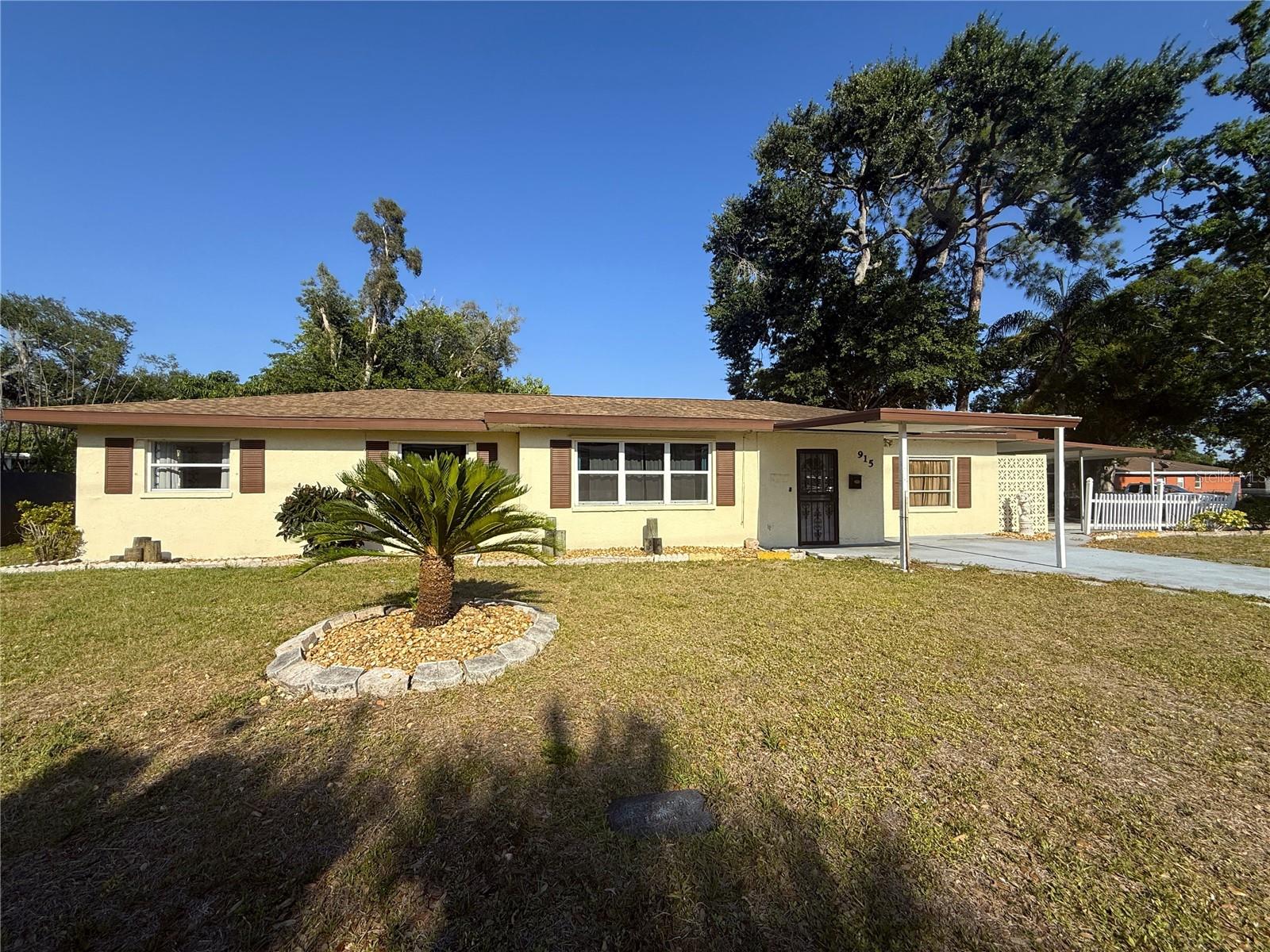 915 14TH ST E, BRADENTON, FL, 34208