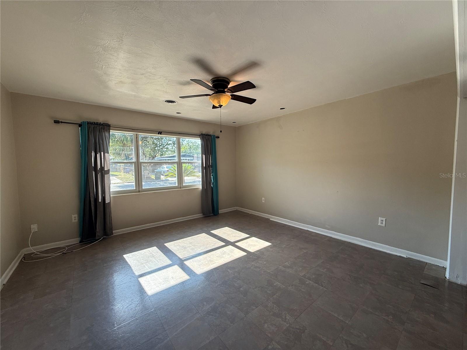 915 14TH ST E, BRADENTON, FL, 34208
