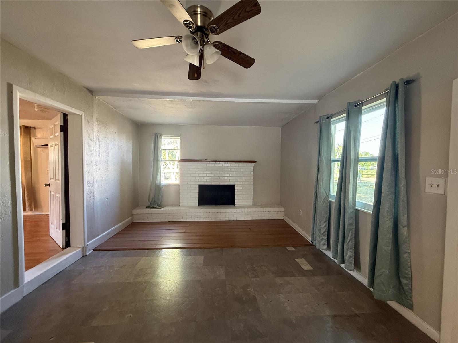 915 14TH ST E, BRADENTON, FL, 34208