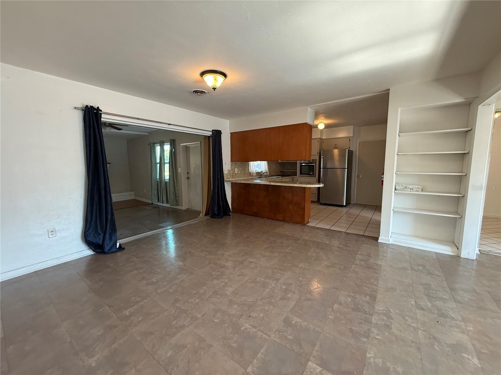915 14TH ST E, BRADENTON, FL, 34208