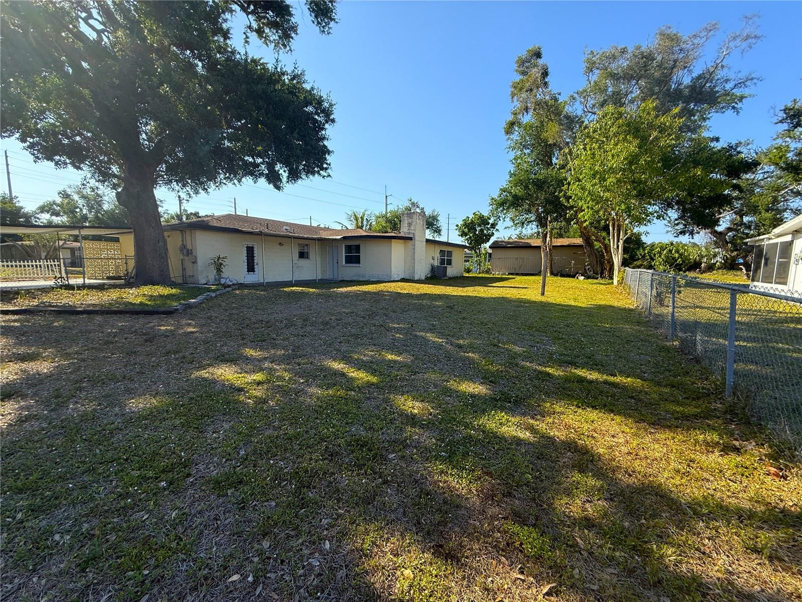 915 14TH ST E, BRADENTON, FL, 34208