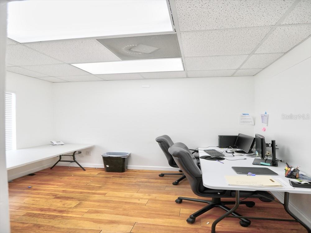 631 E OAK RIDGE RD, ORLANDO, FL, 32809