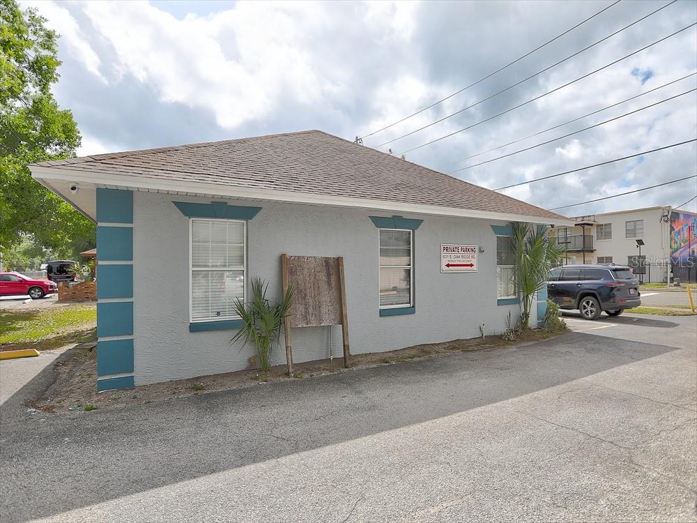 631 E OAK RIDGE RD, ORLANDO, FL, 32809