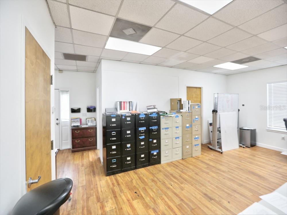 631 E OAK RIDGE RD, ORLANDO, FL, 32809