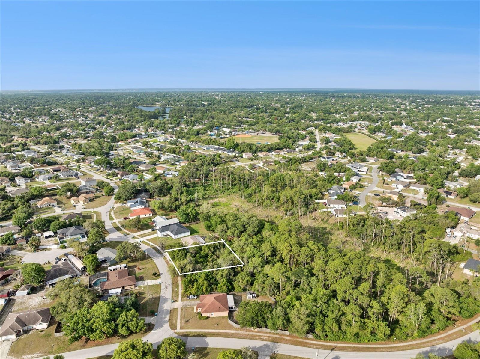 1672 GREGORY DR, DELTONA, FL, 32738