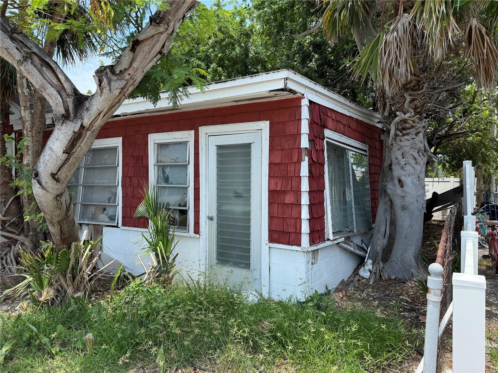 116 85TH AVE, TREASURE ISLAND, FL, 33706