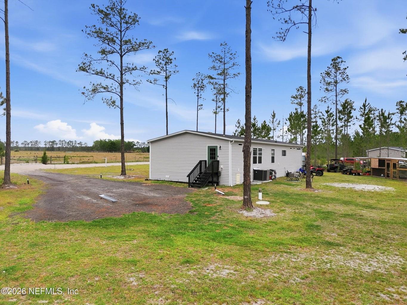 2626 WILL ELLEDGE RD, GLEN ST MARY, FL, 32040