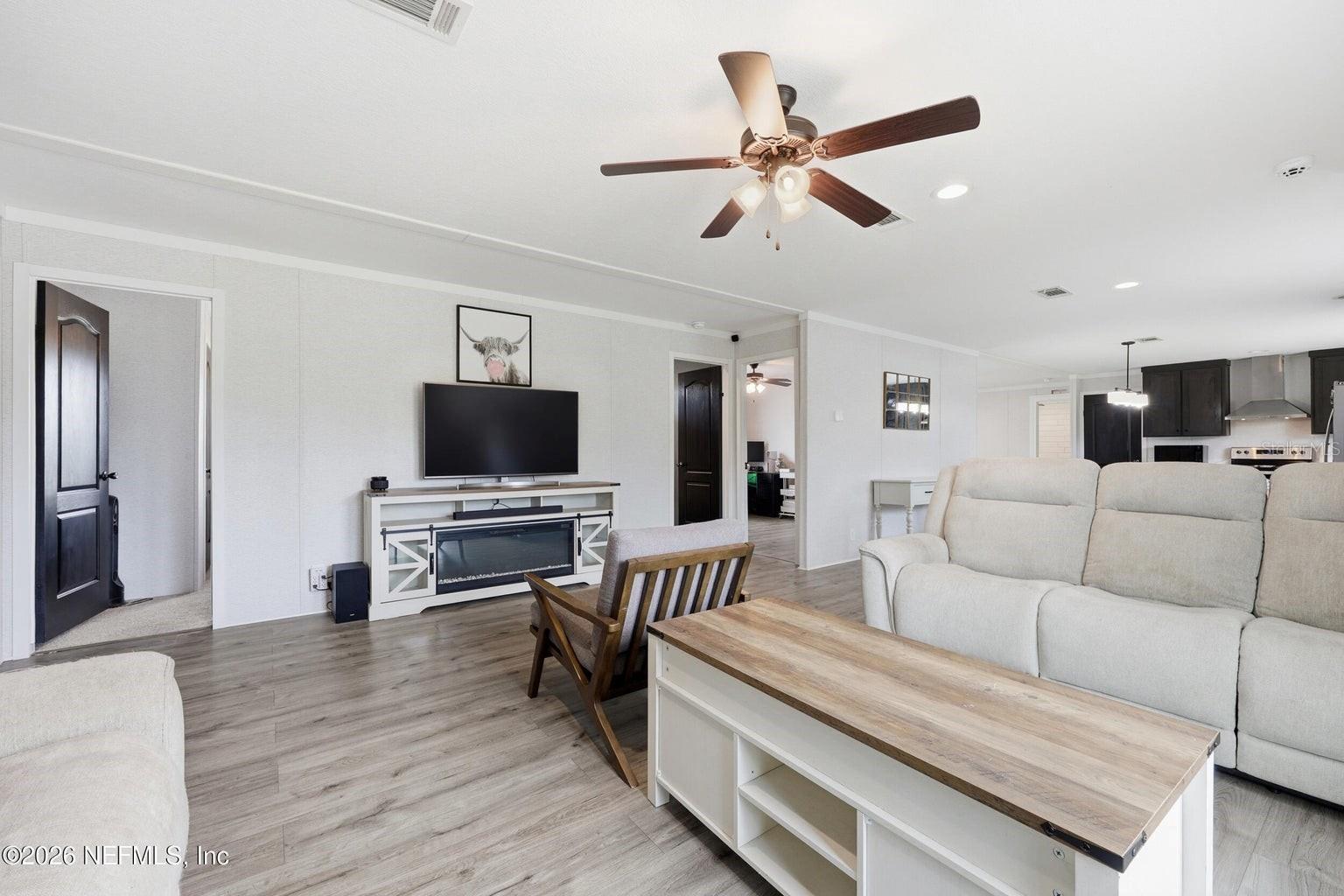 2626 WILL ELLEDGE RD, GLEN ST MARY, FL, 32040
