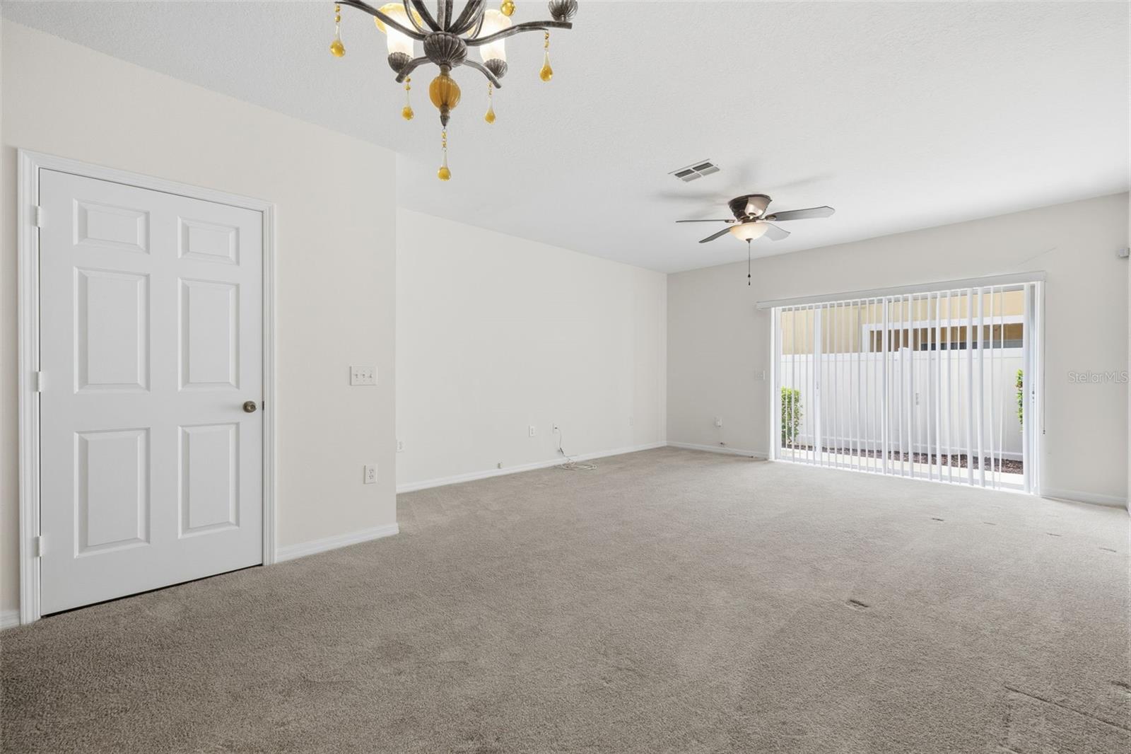 8545 TRAIL WIND DR, TAMPA, FL, 33647