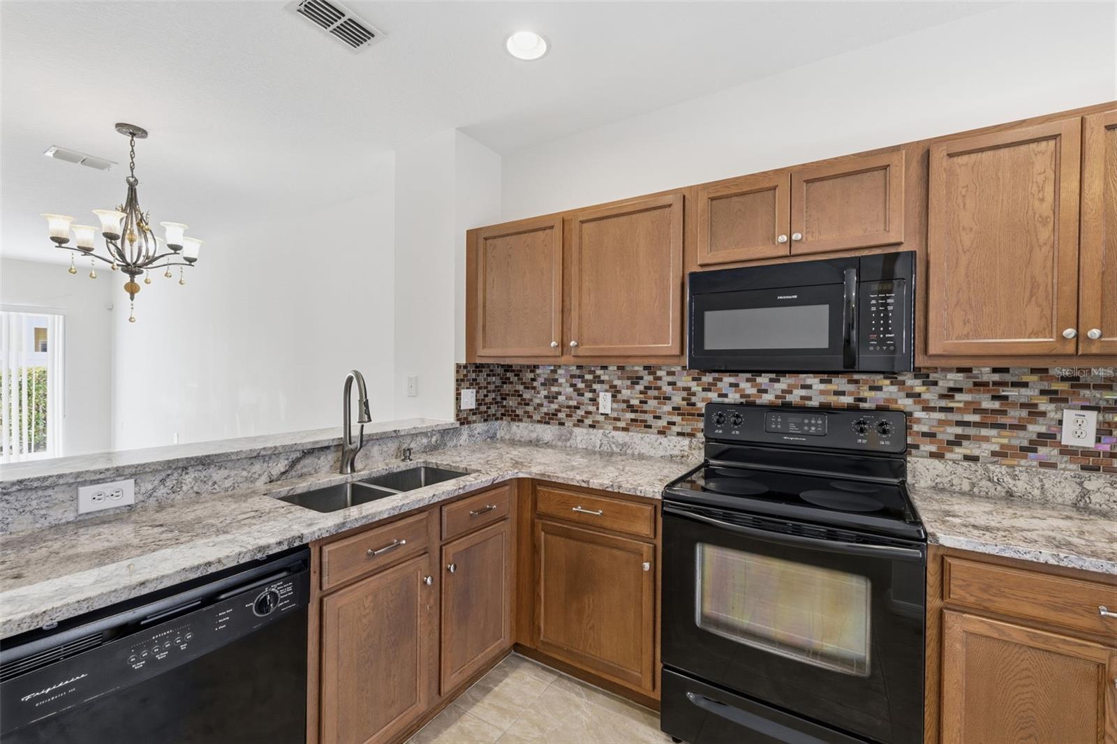 8545 TRAIL WIND DR, TAMPA, FL, 33647
