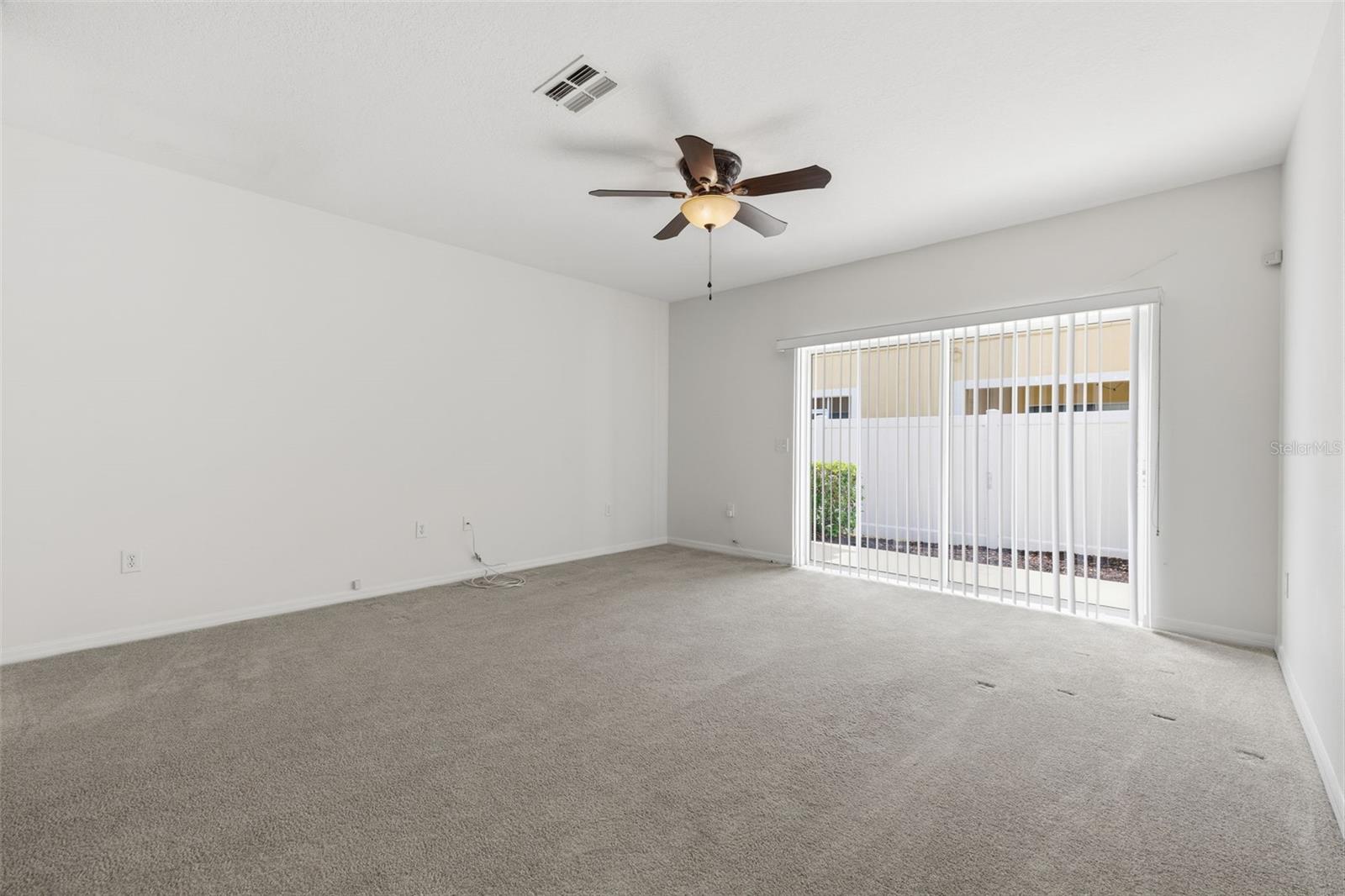 8545 TRAIL WIND DR, TAMPA, FL, 33647