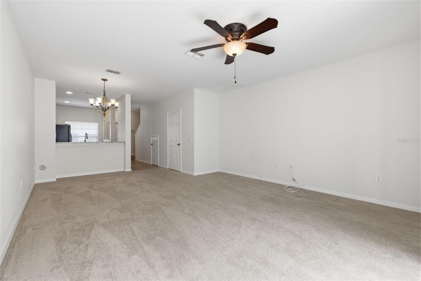 8545 TRAIL WIND DR, TAMPA, FL, 33647
